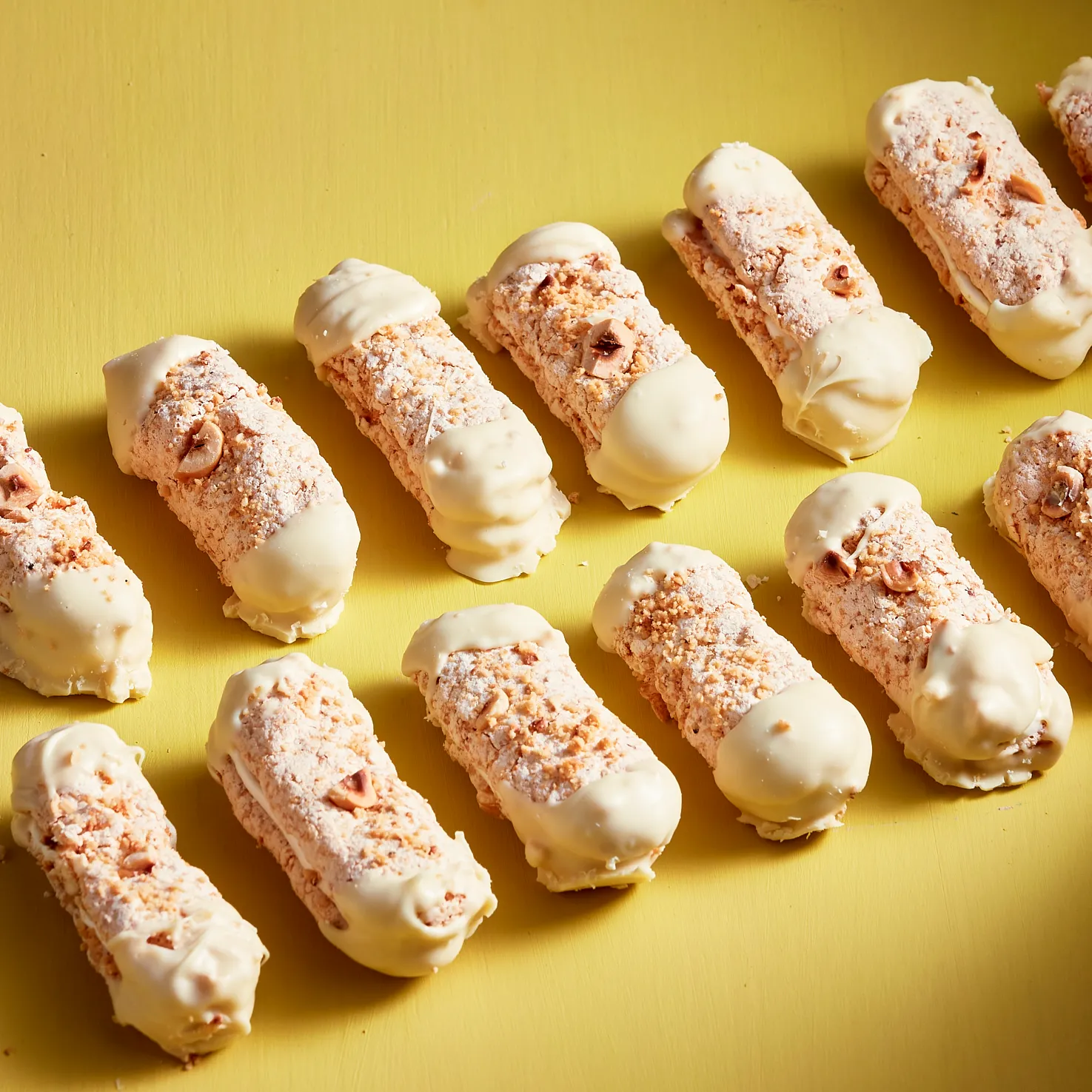 Bokkenpootjes met hazelnoot en witte chocolade